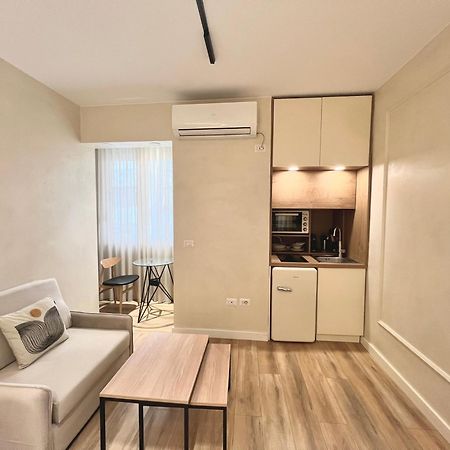 Syncron Apartments In The Center Of Tiranë Ngoại thất bức ảnh
