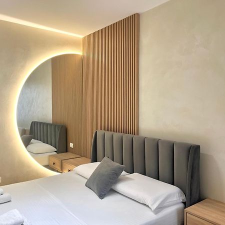Syncron Apartments In The Center Of Tiranë Ngoại thất bức ảnh