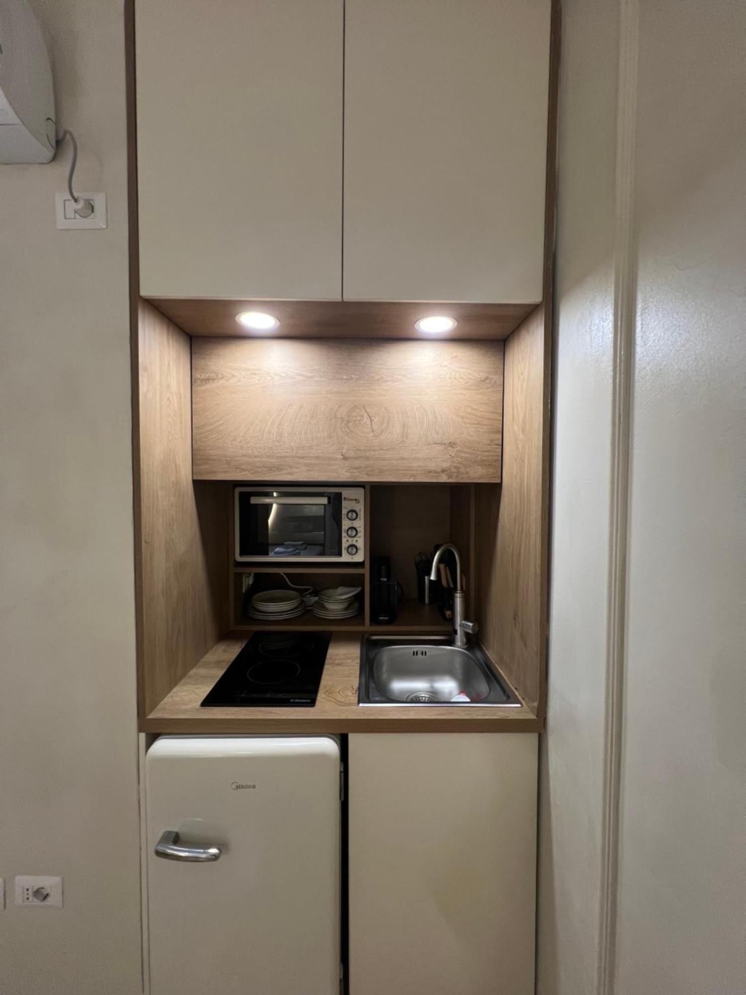 Syncron Apartments In The Center Of Tiranë Ngoại thất bức ảnh