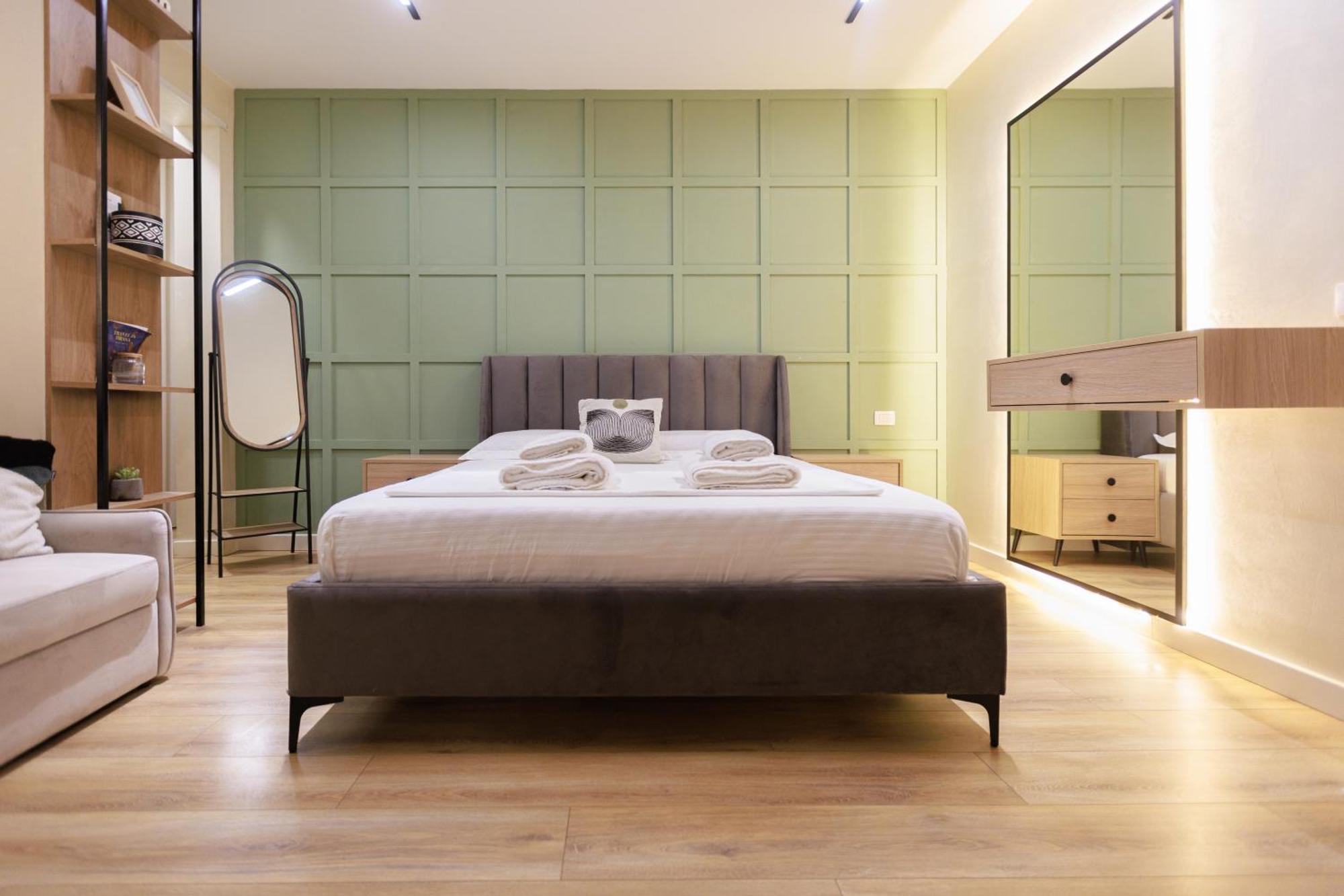 Syncron Apartments In The Center Of Tiranë Ngoại thất bức ảnh