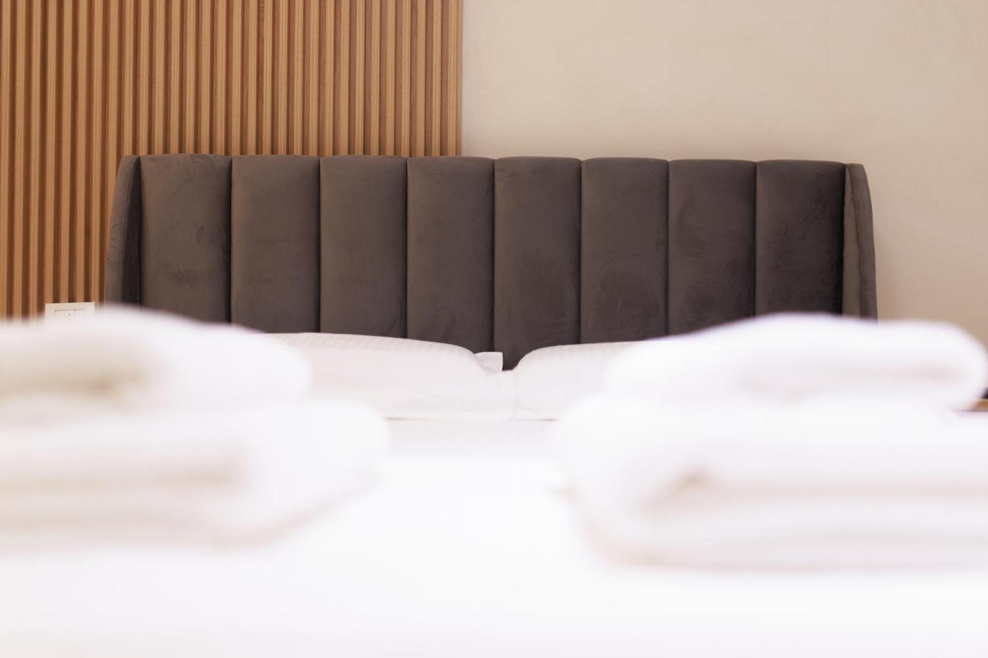 Syncron Apartments In The Center Of Tiranë Ngoại thất bức ảnh